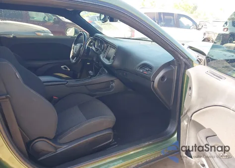 2022 Dodge Challenger R/T Scat Pack z USA, uszkodzony, nr VIN 2C3CDZFJ1NH214993